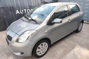 Toyota Yaris 1.4 D-4D 5 porte Sol