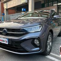 Volkswagen Taigo 1.0 TSI 110 CV DSG R-Line Tetto A