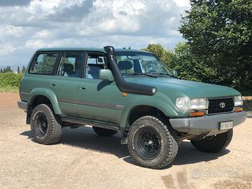 Toyota Land Cruiser HDJ80