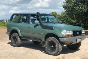 Toyota Land Cruiser HDJ80