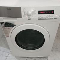 lavatrice AEG 8 kg inverter pari al NUOVO 