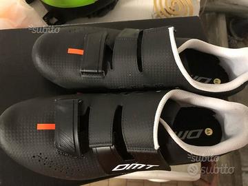 Scarpe da mbt marca DMT