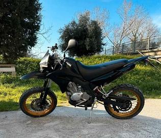 Yamaha XT 125