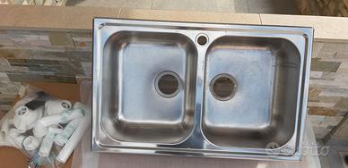 Lavello cucina in acciaio