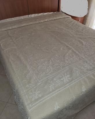 Coperta matrimoniale lana lavorata a mano