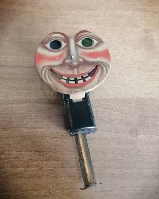 Gioco meccanico antico