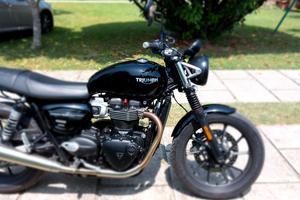 triumph speed twin 900  unico proprietario