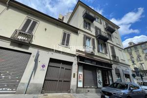 AMPIO E LUMINOSO TRILOCALE A DUE PASSI DA CORSO ST