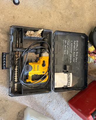 Demolitore DeWalt usato