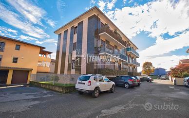 Bilocale accogliente con box auto in zona tranquil