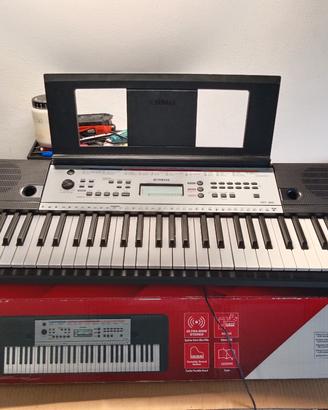 pianola Yamaha YPT260