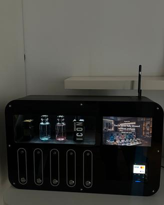 Distributore automatico profumi – Vending Machine