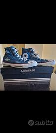 Converse blue jeans
