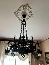 Lampadario ferro battuto, stile antico/medioevale