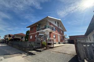 3 LOCALI A MORETTA