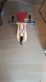 triciclo in legno