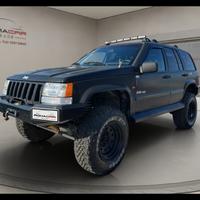 JEEP Grand Cherokee 5.9 MONSTER TRUCK TUTTO OMOLOG