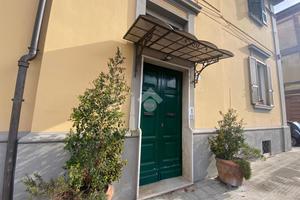 5 LOCALI A ISOLA DEL LIRI