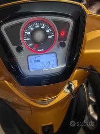Kymco People125 gti