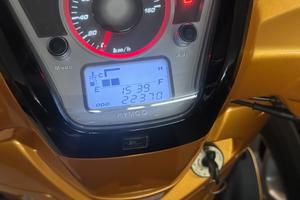Kymco People125 gti