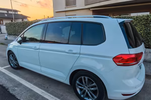 Auto Touran