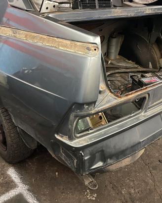 Ricambi nuovi e scocca Alfa 75