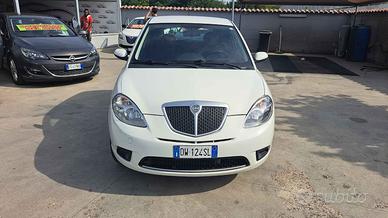 Lancia Ypsilon 1.3 MJT 75 CV