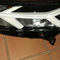 Faro Dacia Sandero Stepway 