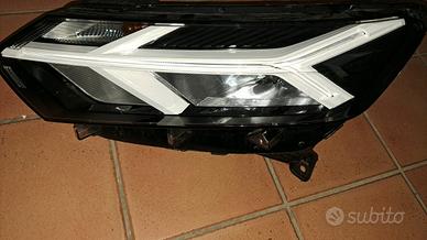 Faro Dacia Sandero Stepway 