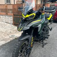 Benelli trk 702x
