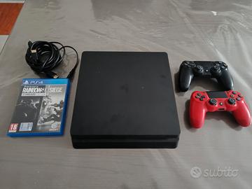 PS4 + 2 joystick originali + cavi + 1 gioco nuovo 