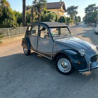 Citroen 2 cv charleston