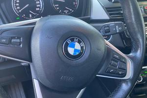 AUTO BMW 218 i