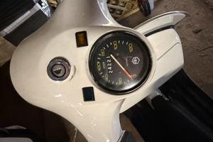Vespa p125x
