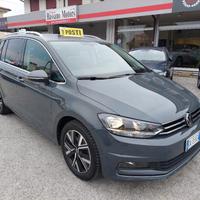 VOLKSWAGEN Touran 2.0 TDI 150 CV SCR DSG Executi