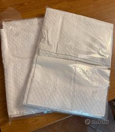 Set asciugamani bianchi ricamabili