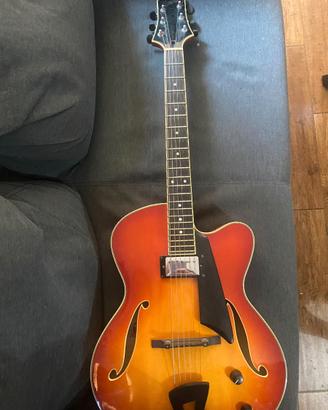Chitarra semiacustica, modello GCS-16-1