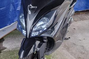 Scooter KYMCO XCITING 400i