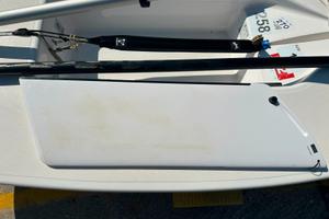 Barca a vela da regata