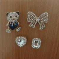 4 charms per lacci scarpe, borsette, decorazioni 