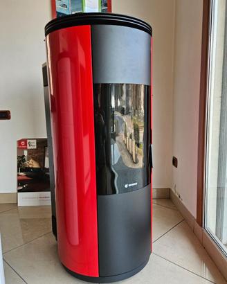 Stufa a pellet marca CS THERMOS mod. LEIRE