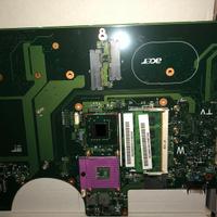 Scheda madre Asus 8820 g ram