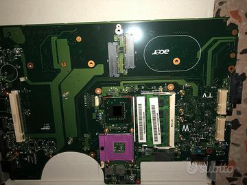 Scheda madre Asus 8820 g ram
