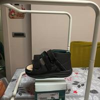 Scarpa ortopedica post operatoria (e alzacoperta)