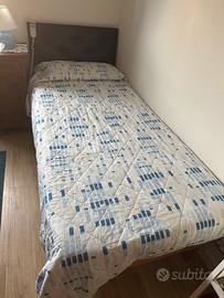 Letto singolo con materasso in lattice Pirelli