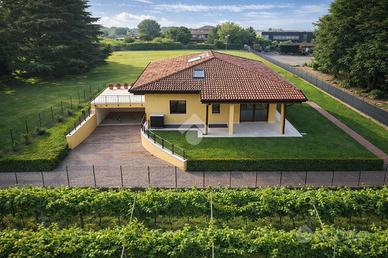 VILLA SINGOLA A VERONA