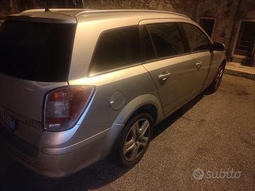 Astra Opel station wagon..1,7 TDI