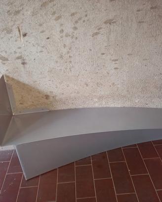 tre mensole in metallo