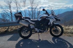 Benelli TRK 502 - 2023 +tris valigie