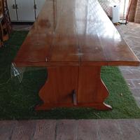 tavolo in legno da esterno